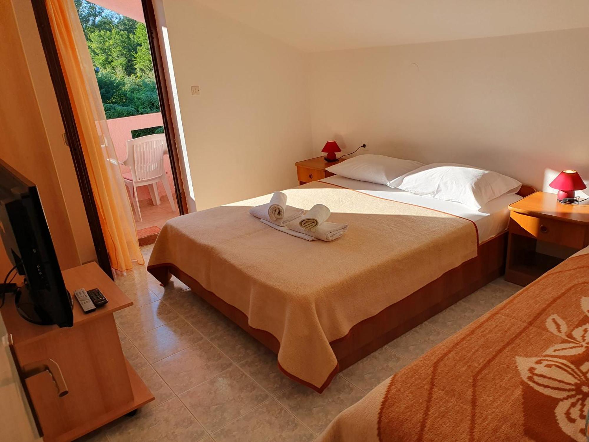 Mirjana F Apartaments Baška Exteriör bild