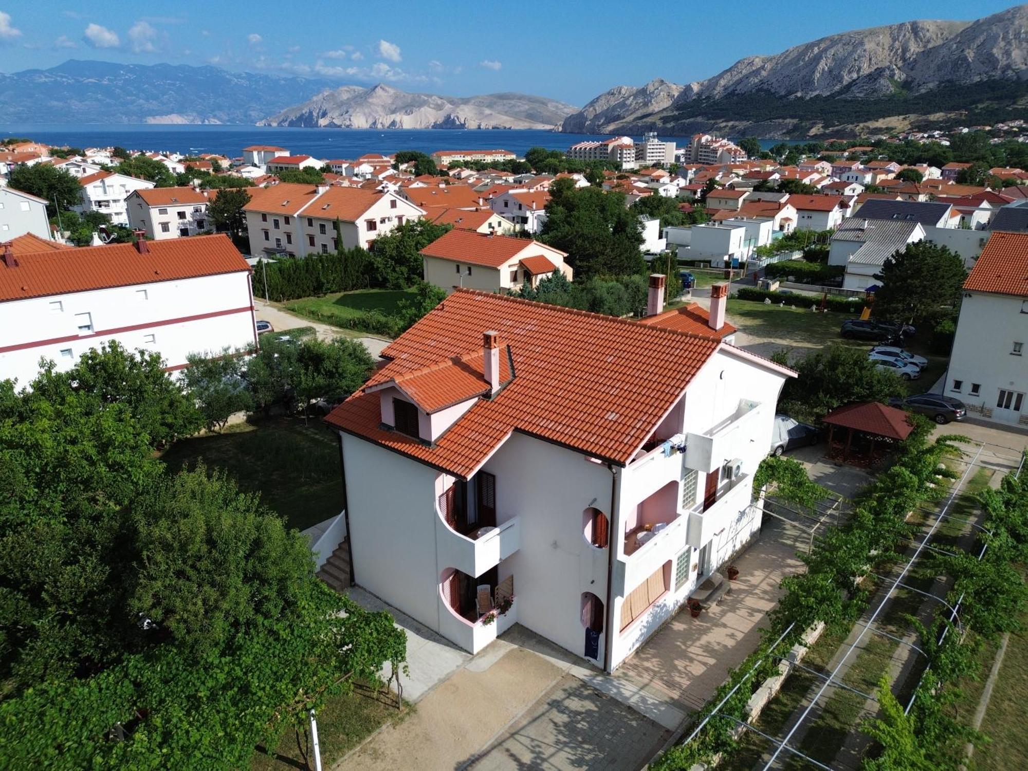 Mirjana F Apartaments Baška Exteriör bild
