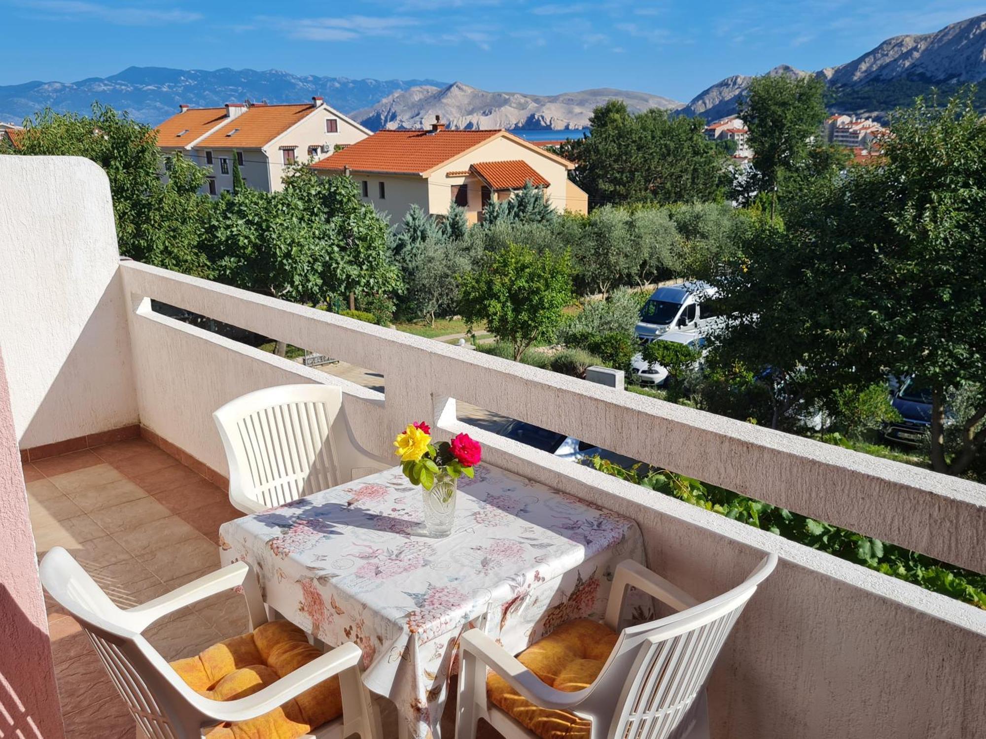 Mirjana F Apartaments Baška Exteriör bild