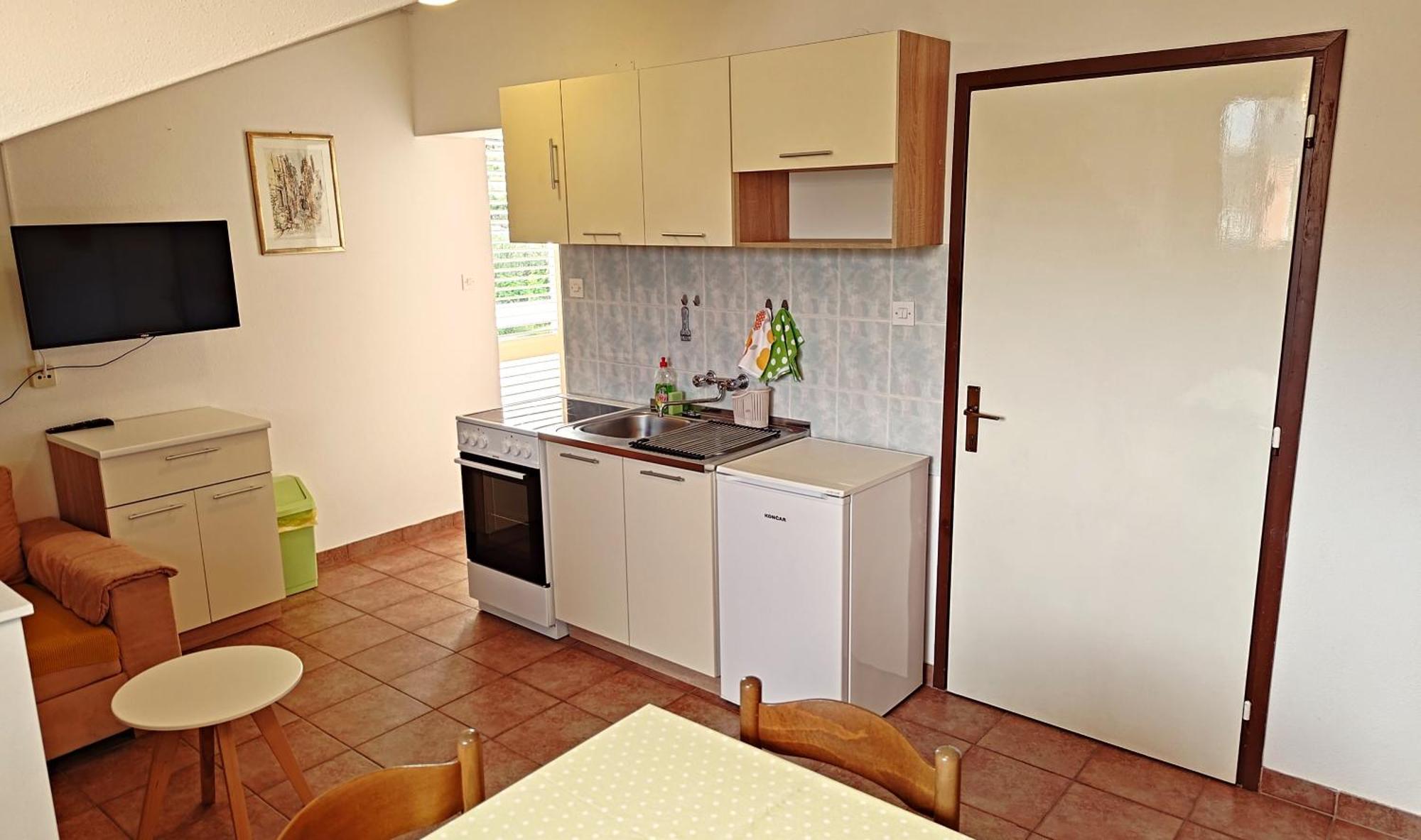 Mirjana F Apartaments Baška Rum bild