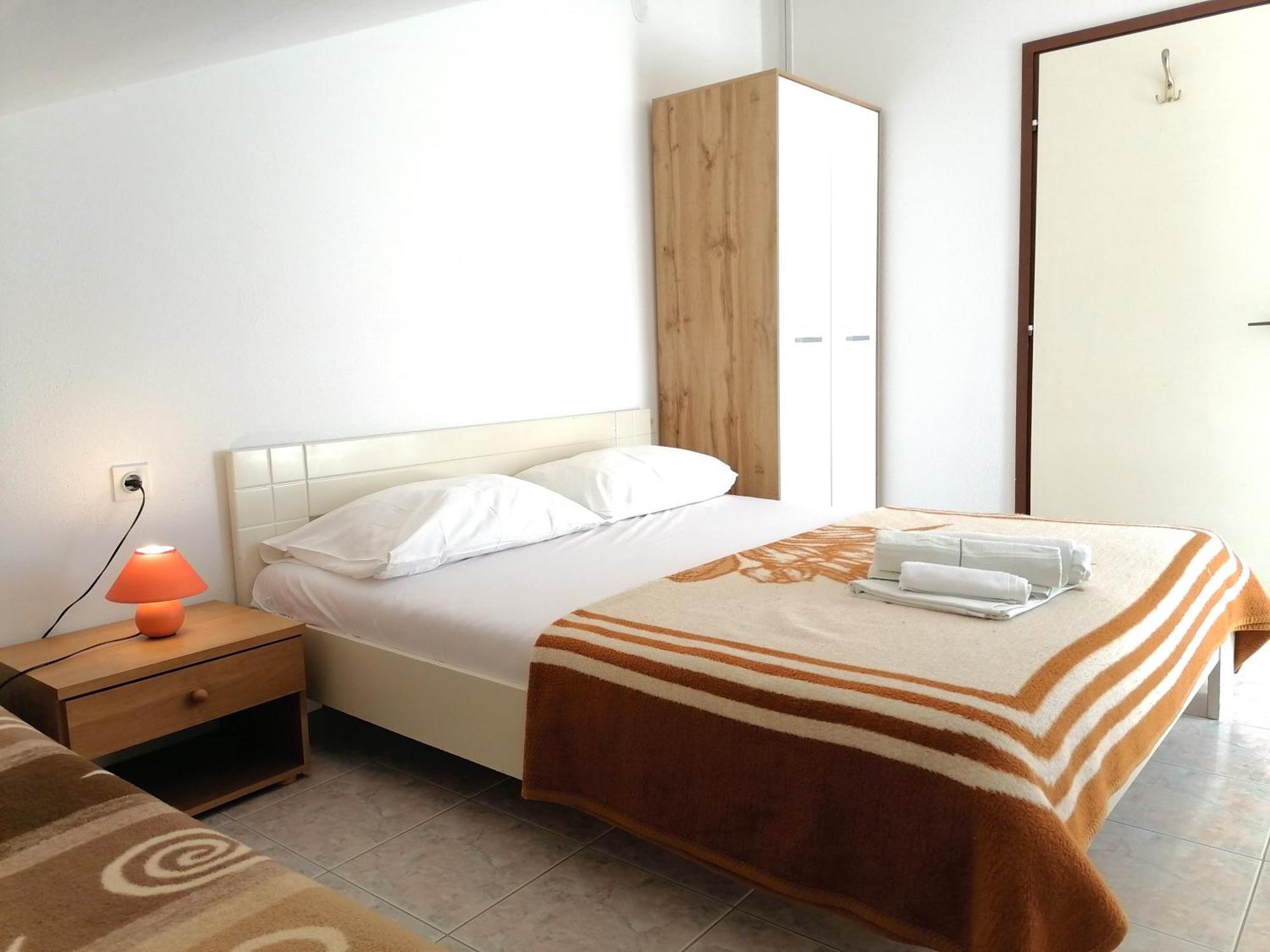 Mirjana F Apartaments Baška Exteriör bild