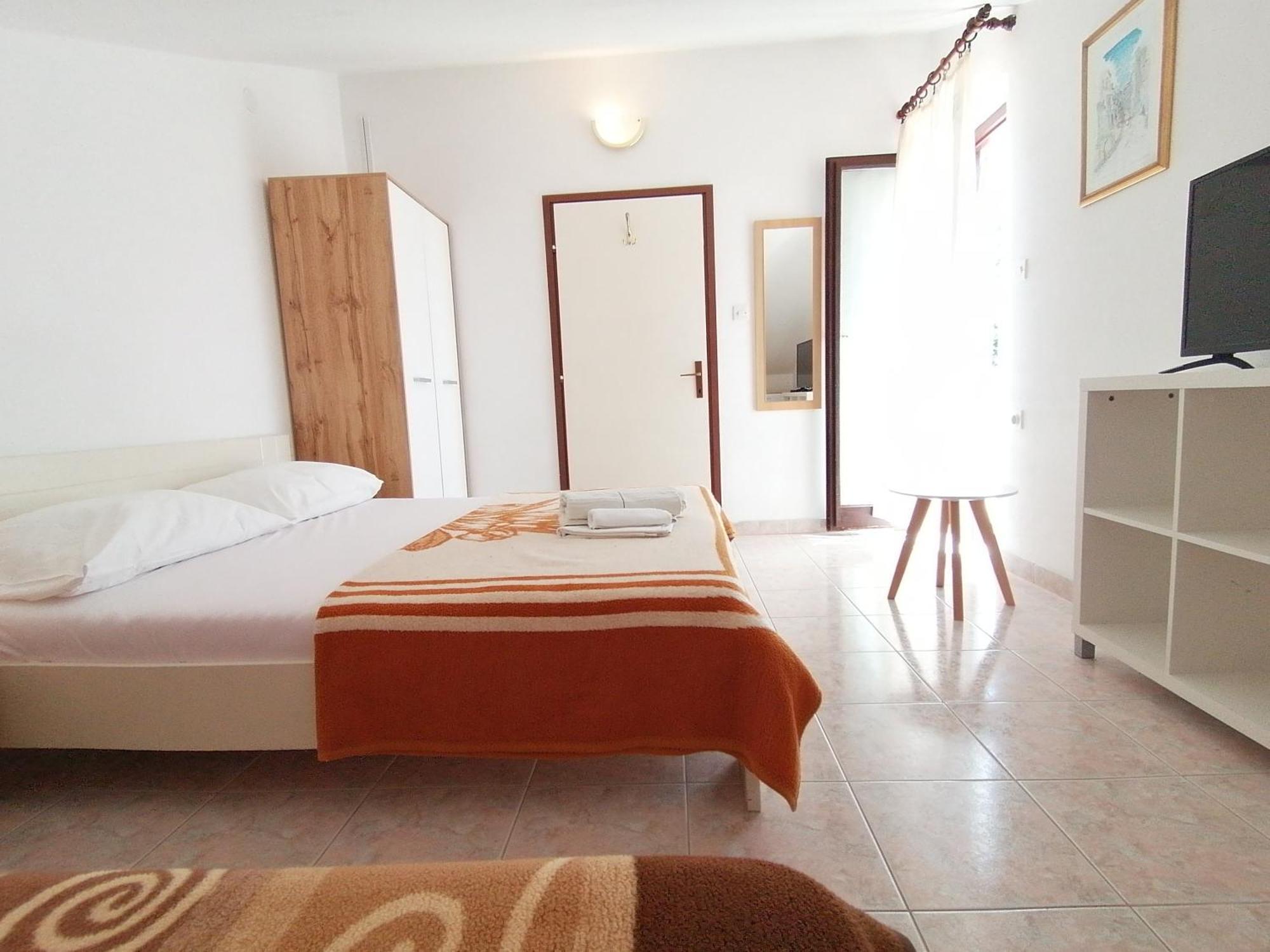 Mirjana F Apartaments Baška Exteriör bild