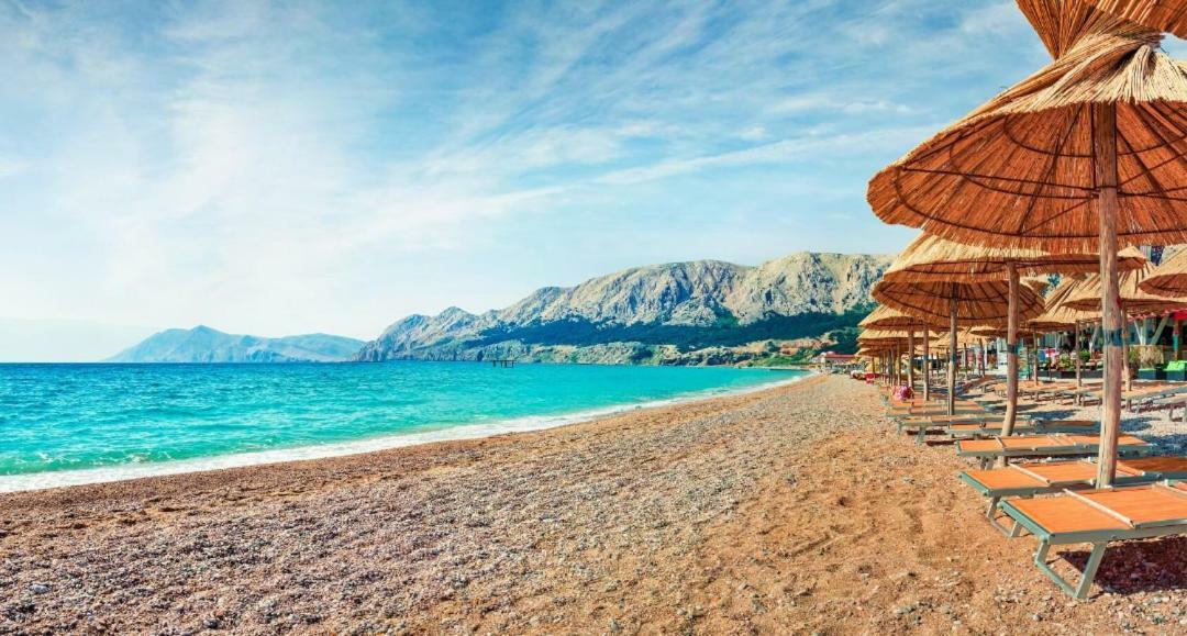 Mirjana F Apartaments Baška Exteriör bild